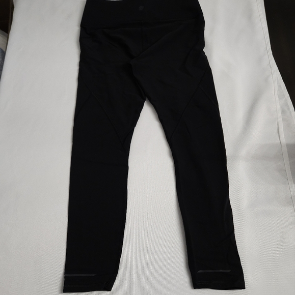 Athleta Black Leggings Reflective medium - Picture 4 of 7